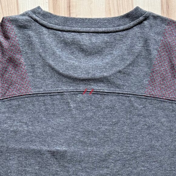 Men's Bundle of Short Sleeve Knit Tops - Picture 7 of 11